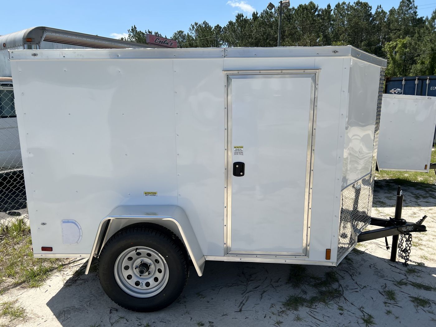 Douglas Trailers 6x10 SA Trailer - White, Ramp, Side Door